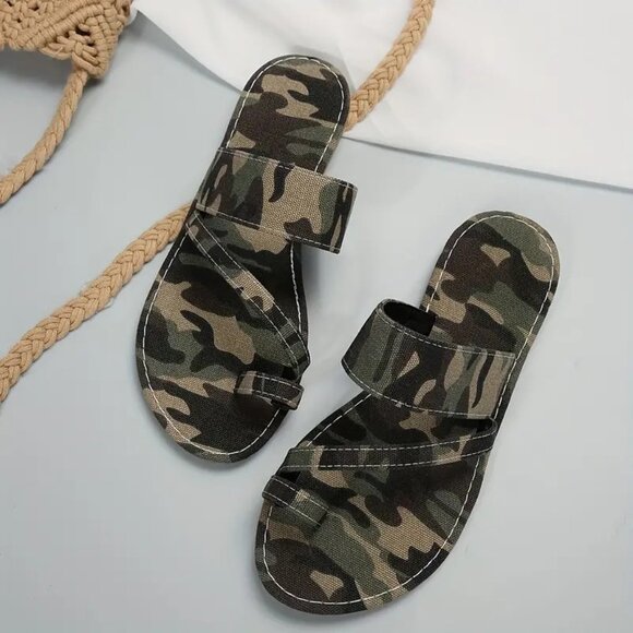 Camo Sandals (COLOR: ARMY GREEN) - Picture 2 of 4